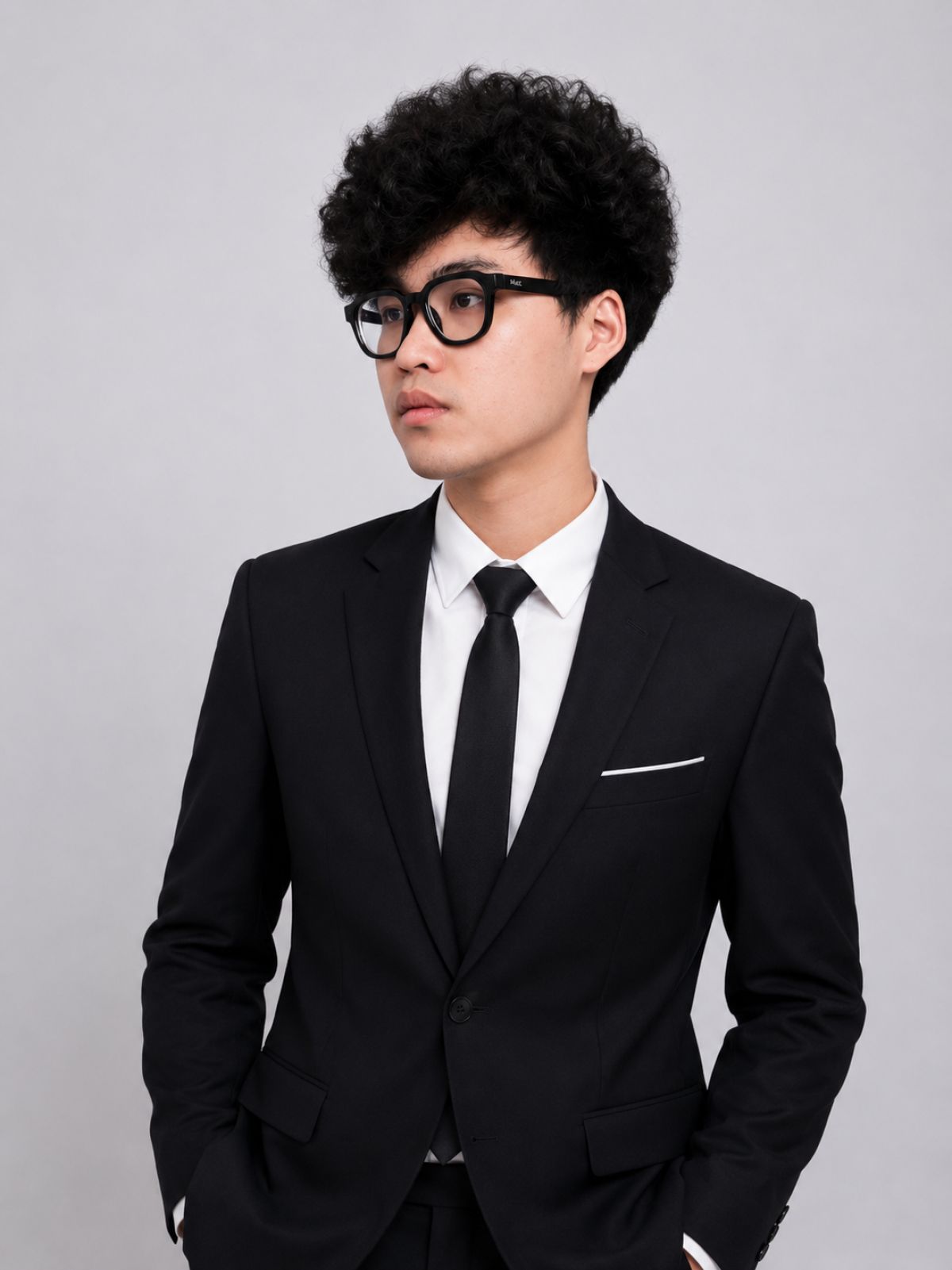 Đo&agrave;n Qu&yacute; Kiệt
